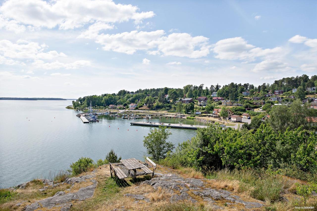 Готель First Camp Kolmarden-Norrkoping Екстер'єр фото